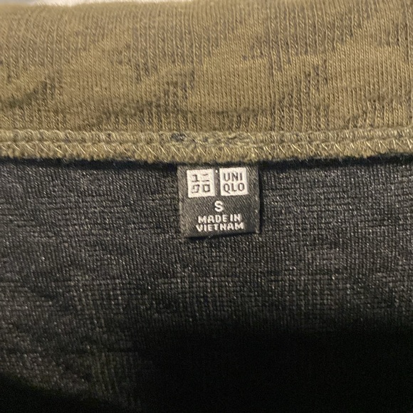 ⚫️ Uniqlo ⚫️ olive green textured dress - size small - Picture 3 of 4